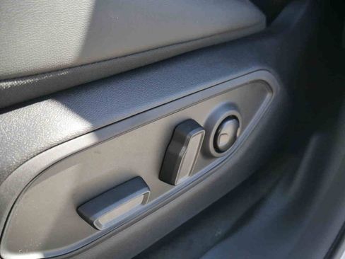 New 2026 Jeep Cherokee Limited image 23