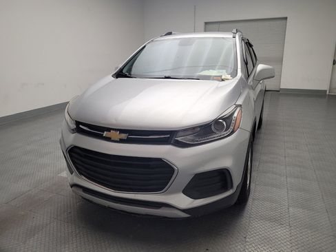 Used 2019 Chevrolet Trax LT w/ LT Convenience Package image 15