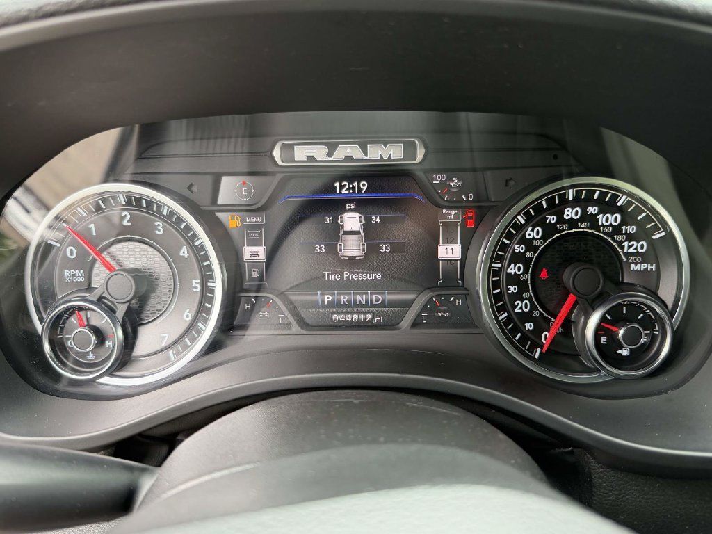 Used 2024 RAM 1500 Laramie AWD/4WD image 27