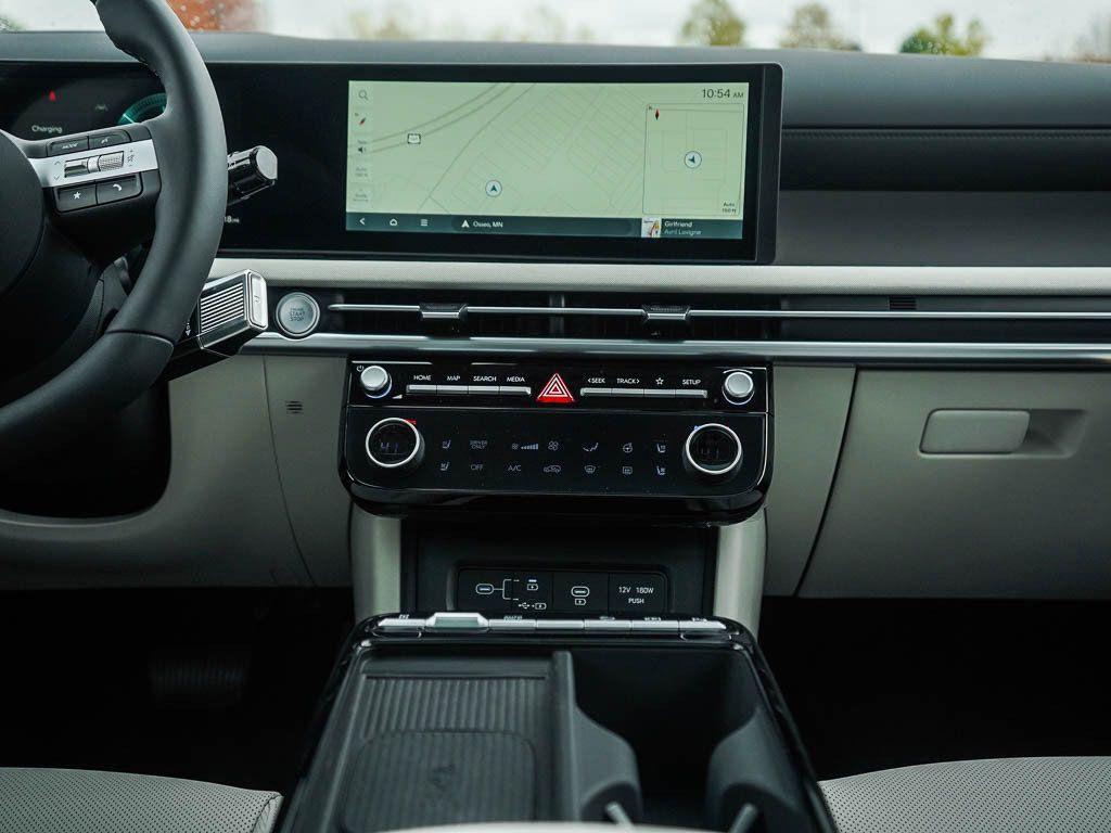 New 2026 Hyundai Tucson Limited AWD/4WD image 17