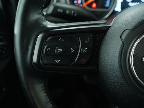 Used 2021 Jeep Gladiator Sport image 23