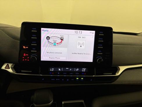 Used 2022 Toyota Sienna XLE FWD image 26