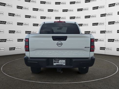 Used 2022 Nissan Frontier S w/ Technology Package image 5