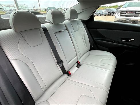 Used 2023 Hyundai Elantra Limited w/ Cargo Package image 35