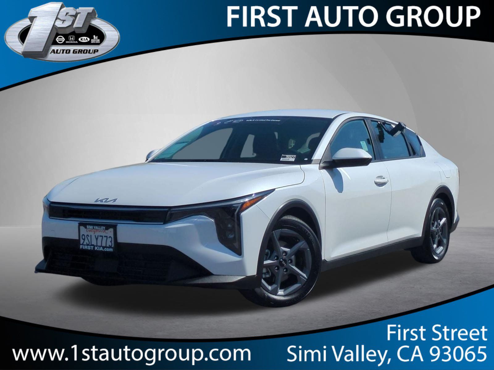 Certified 2025 Kia K4 FWD image 1