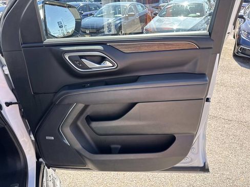 Used 2023 Chevrolet Tahoe Premier image 14