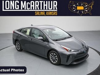 Used 2019 Toyota Prius Limited w/ Premium Convenience Package video 1
