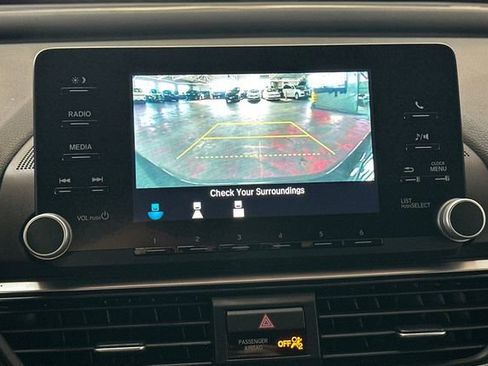 Used 2019 Honda Accord LX image 21