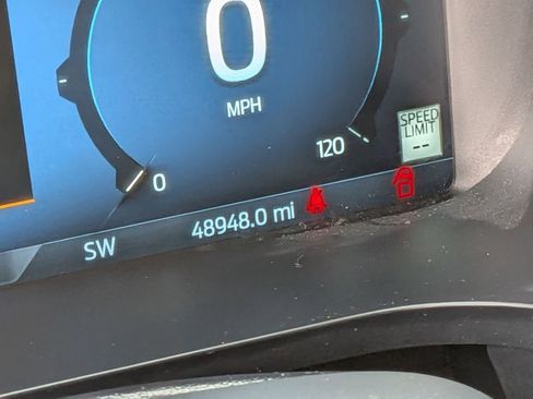 Used 2024 Ford F150 XLT w/ Equipment Group 302A MID image 17