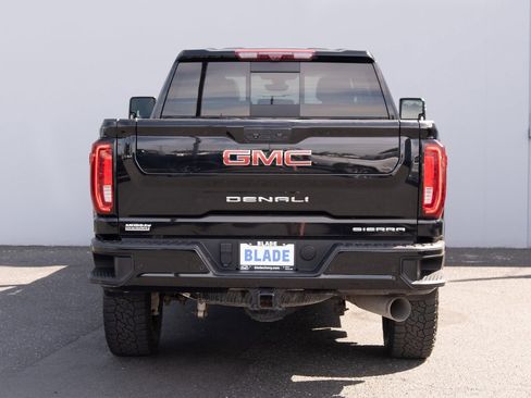 Used 2023 GMC Sierra 3500 Denali w/ Denali Black Diamond Edition image 26