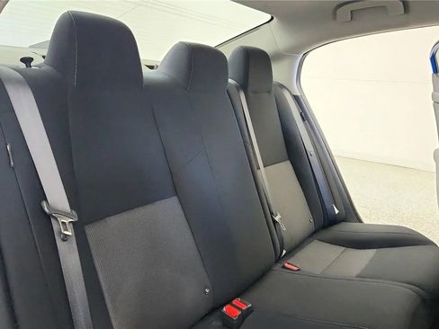 Used 2024 Nissan Sentra SV FWD image 36