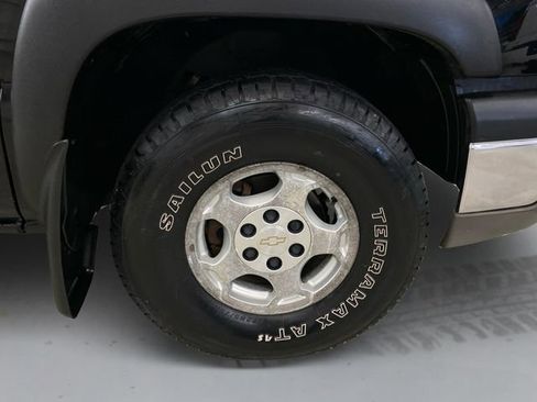 Used 2004 Chevrolet Silverado 1500 4x4 Regular Cab w/ Light Duty Power Package image 14