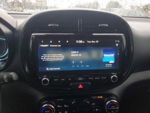 Used 2025 Kia Soul S image 19