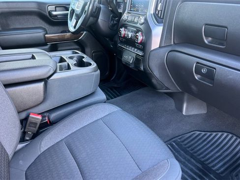 Used 2020 GMC Sierra 1500 SLE w/ SLE Value Package image 19