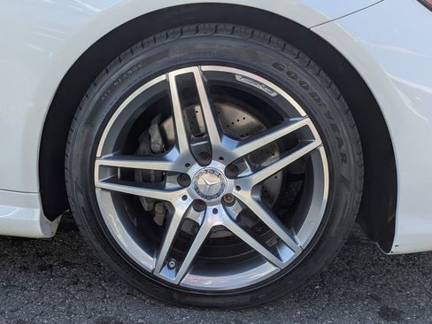 Used 2016 Mercedes-Benz E 400 4MATIC Coupe image 53