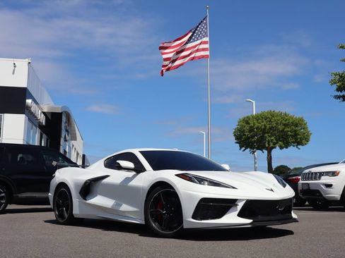 Used 2022 Chevrolet Corvette Stingray Coupe RWD image 3