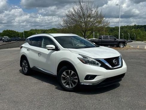 Used 2018 Nissan Murano SL w/ Cargo Package FWD image 2