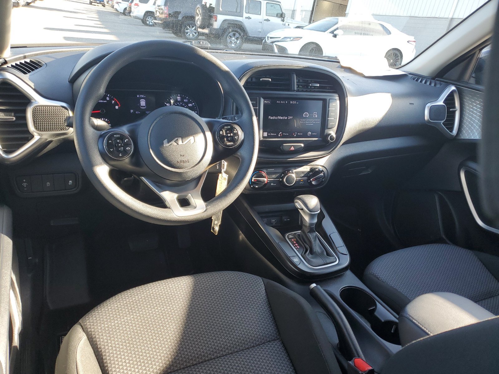 Used 2022 Kia Soul LX FWD image 9