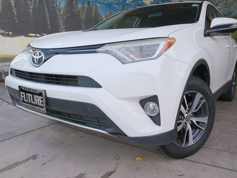 Used 2016 Toyota RAV4 XLE FWD image 5