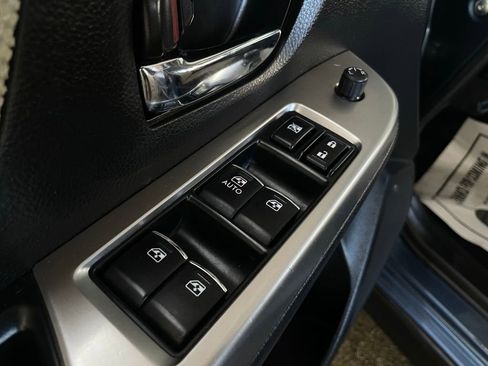 Used 2017 Subaru Crosstrek 2.0i Premium image 25