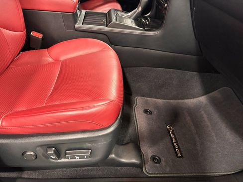 Used 2023 Lexus GX 460 Luxury image 17