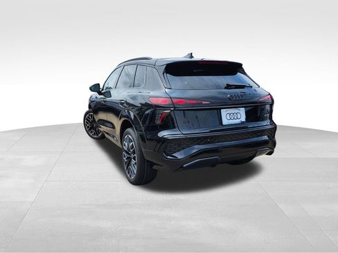 New 2026 Audi Q3 quattro 2.0T AWD/4WD image 4
