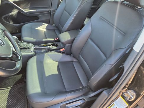 Used 2015 Volkswagen Golf TDI SE FWD image 7