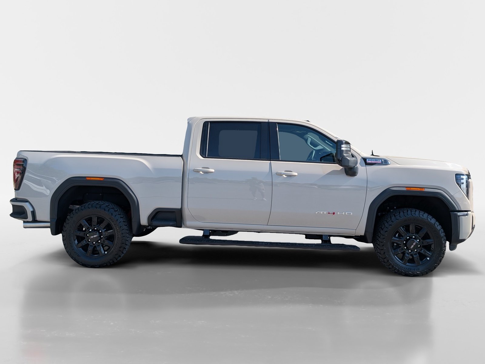 New 2026 GMC Sierra 2500 AT4 w/ AT4 Premium Plus Package AWD/4WD image 3