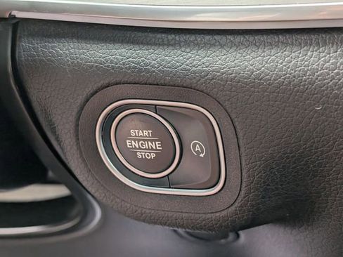 Used 2024 Mercedes-Benz GLE 350 4MATIC image 36