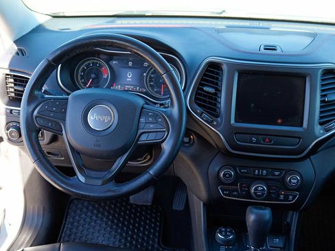 Used 2020 Jeep Cherokee Trailhawk w/ Cold Weather Group image 26