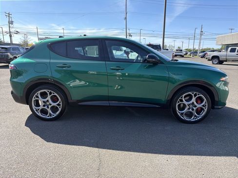 Used 2024 Alfa Romeo Tonale Veloce AWD/4WD image 6