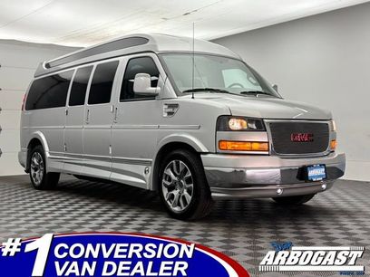 Used 2022 GMC Savana 2500 Extended w/ Enhanced Convenience Package