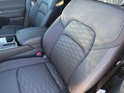 New 2026 Nissan Pathfinder SV image 19