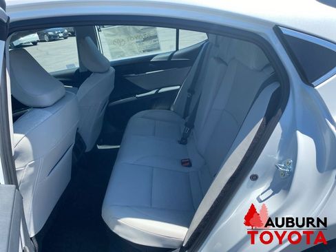 New 2026 Toyota Camry XLE AWD/4WD image 17