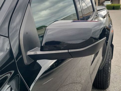 Used 2023 GMC Canyon Elevation w/ Elevation Premium Package image 18