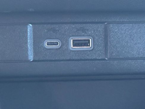 Used 2024 GMC Canyon Elevation w/ Convenience Package image 6