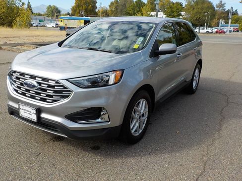 Used 2022 Ford Edge SEL image 1