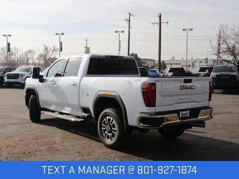New 2026 GMC Sierra 2500 SLT w/ SLT Premium Package AWD/4WD image 4