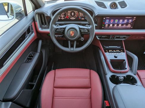 New 2026 Porsche Cayenne Coupe image 15