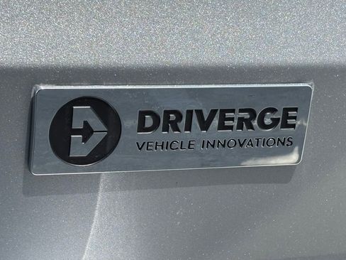 Used 2019 Dodge Grand Caravan SXT image 10