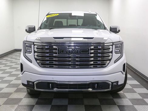Used 2022 GMC Sierra 1500 Denali AWD/4WD image 3