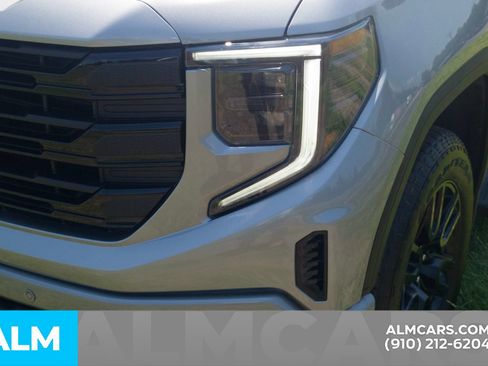 Used 2025 GMC Sierra 1500 Elevation w/ Elevation Premium Package AWD/4WD image 12