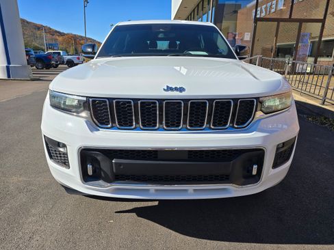 Used 2022 Jeep Grand Cherokee L Overland image 2