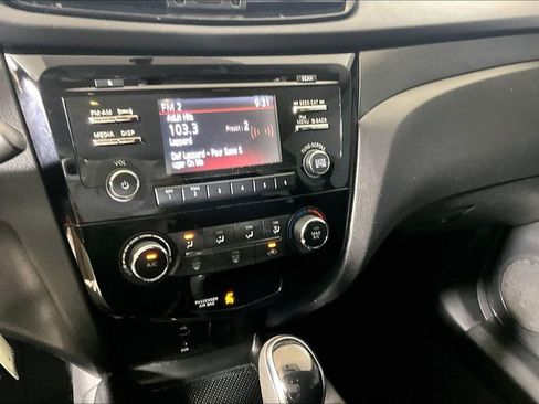 Used 2018 Nissan Rogue Sport S w/ S Appearance Package image 24