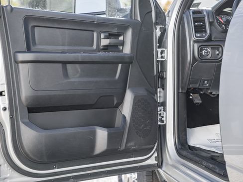 New 2026 RAM 2500 Tradesman w/ Chrome Appearance Group image 35