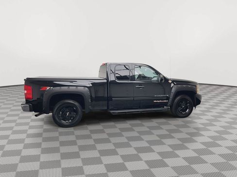 Used 2009 Chevrolet Silverado 1500 LT w/ Power Pack Plus AWD/4WD image 34
