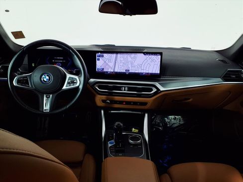 Used 2023 BMW i4 eDrive40 w/ M Sport Package image 14