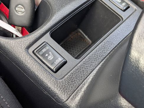 Used 2020 Nissan Rogue SL w/ Premium Package image 23