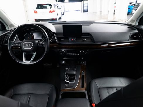 Used 2018 Audi Q5 2.0T Premium Plus w/ Premium Plus Package image 8