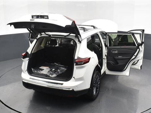 New 2026 Nissan Rogue Platinum w/ Platinum Premium Package image 33